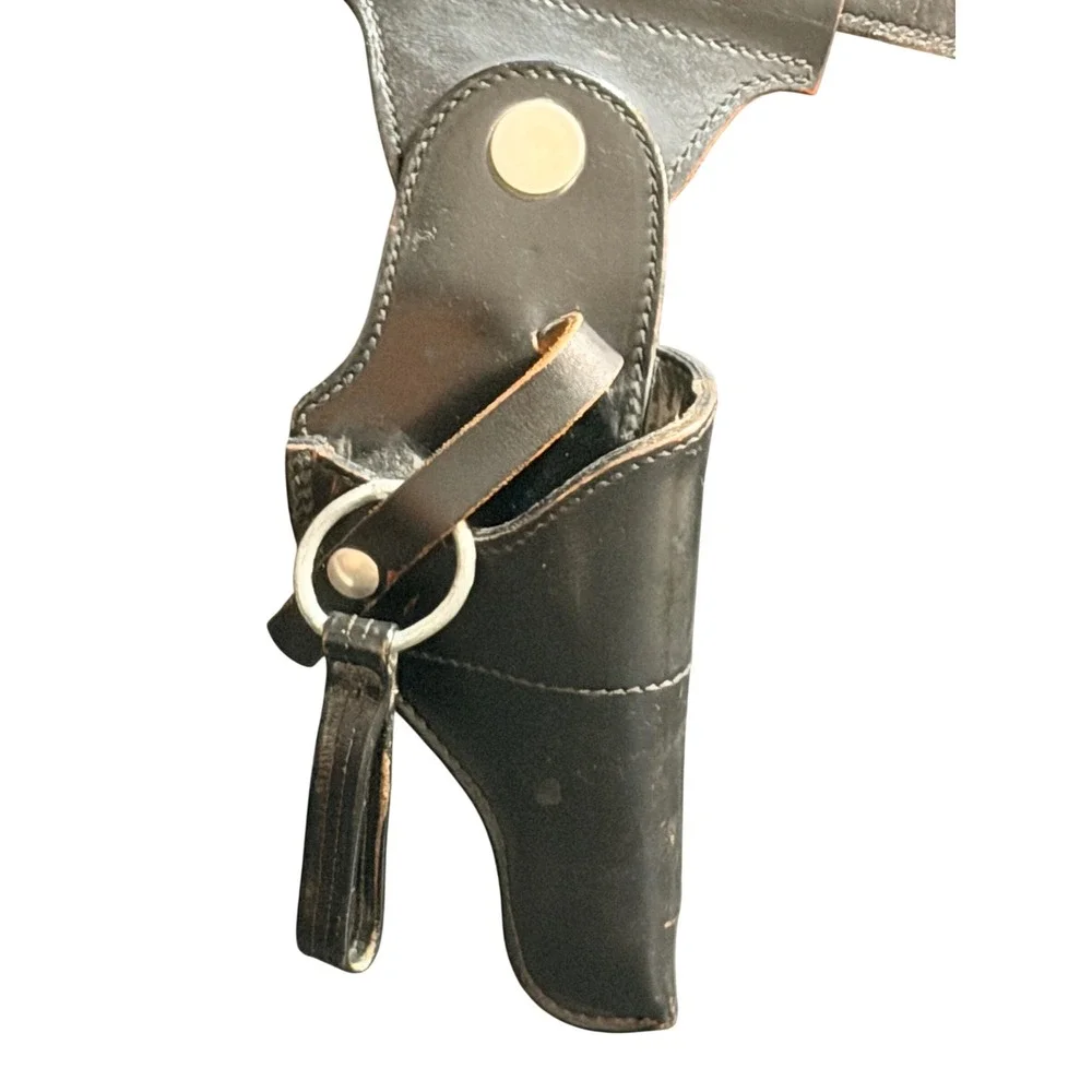 Vintage Black Leather Gun Holster Belt Set Right Hand Ammo Loops Western 39in